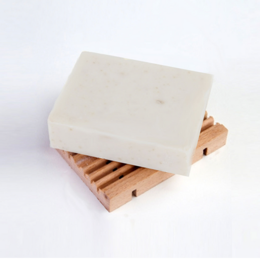 Essential Dog Sensitive Shampoo Bar (Oatmeal & Goatsmilk)